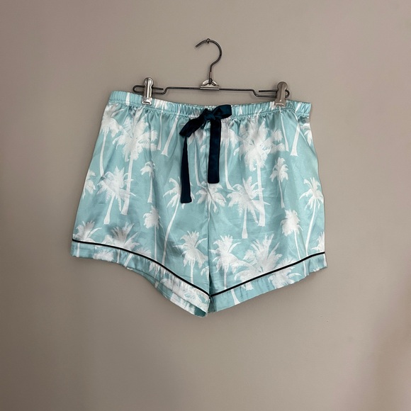 Kirklands Light Blue Palm Print Pajama Set for wedding - Picture 4 of 6